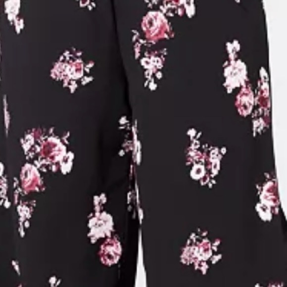 Eyeshadow Trendy Plus Size Floral-Print Knit Cropped Jumpsuit Sz 1X - Picture 6 of 6
